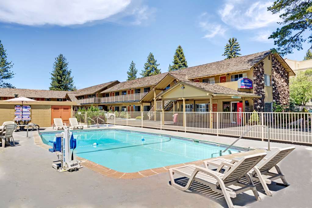 Howard Johnson By Wyndham South Lake Tahoe Facilities photo